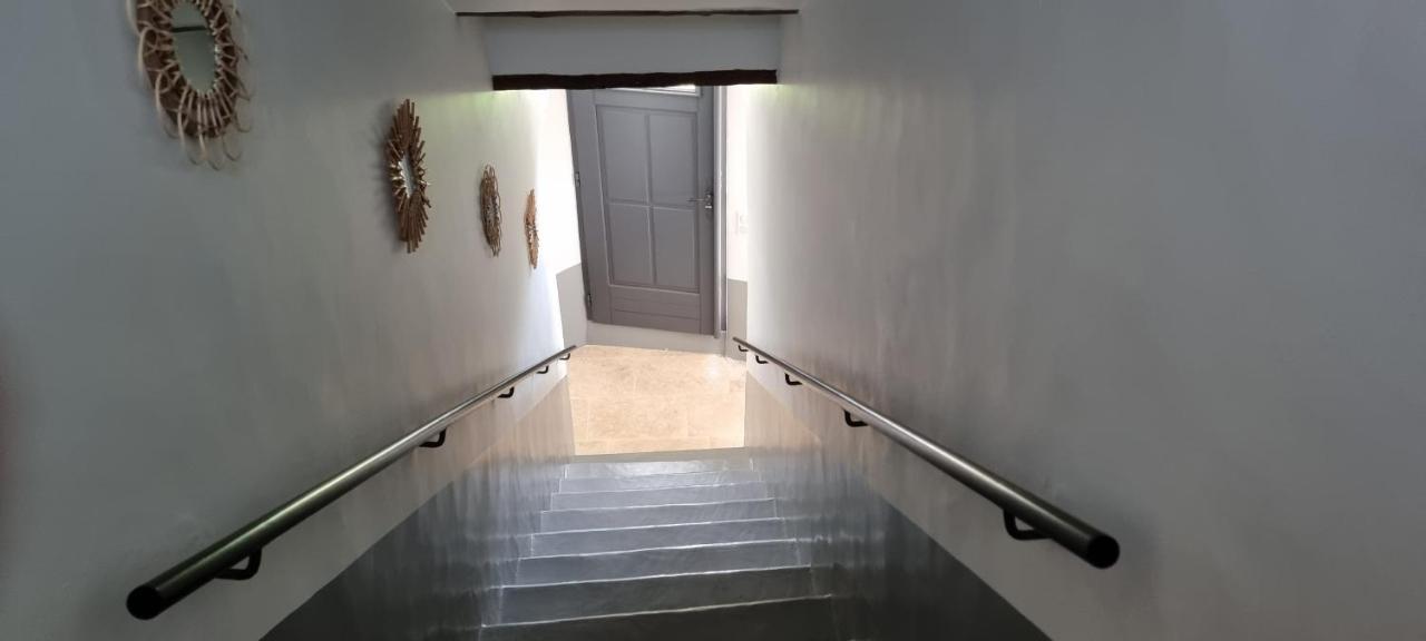 Le Petit Eden Bed & Breakfast Saint-Quentin-la-Poterie Exterior foto